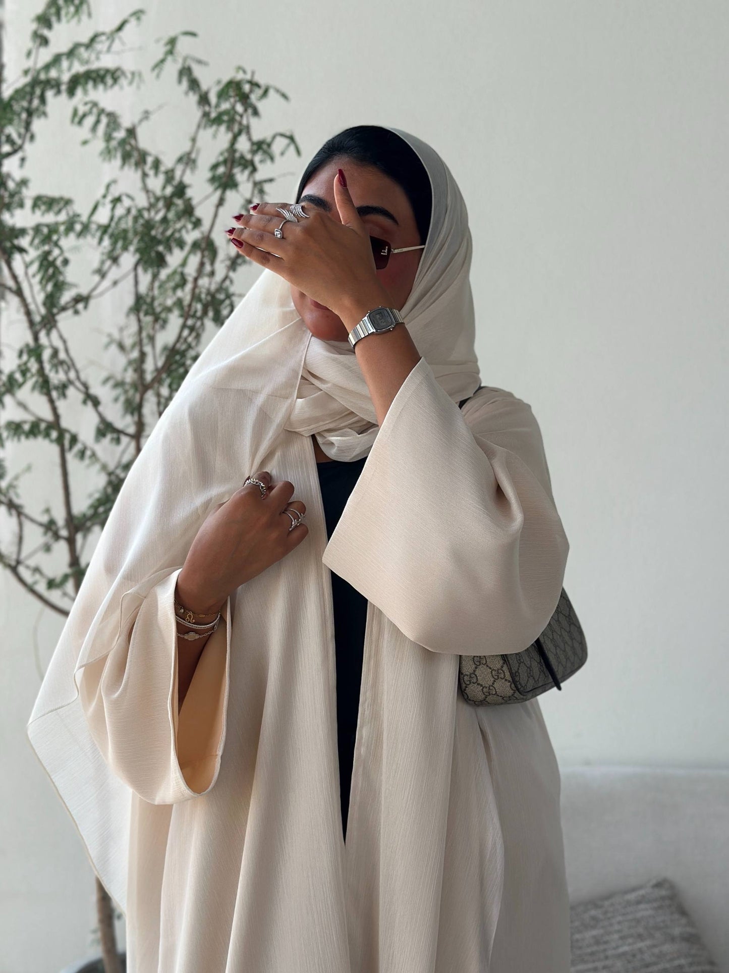 SHINY ABAYA