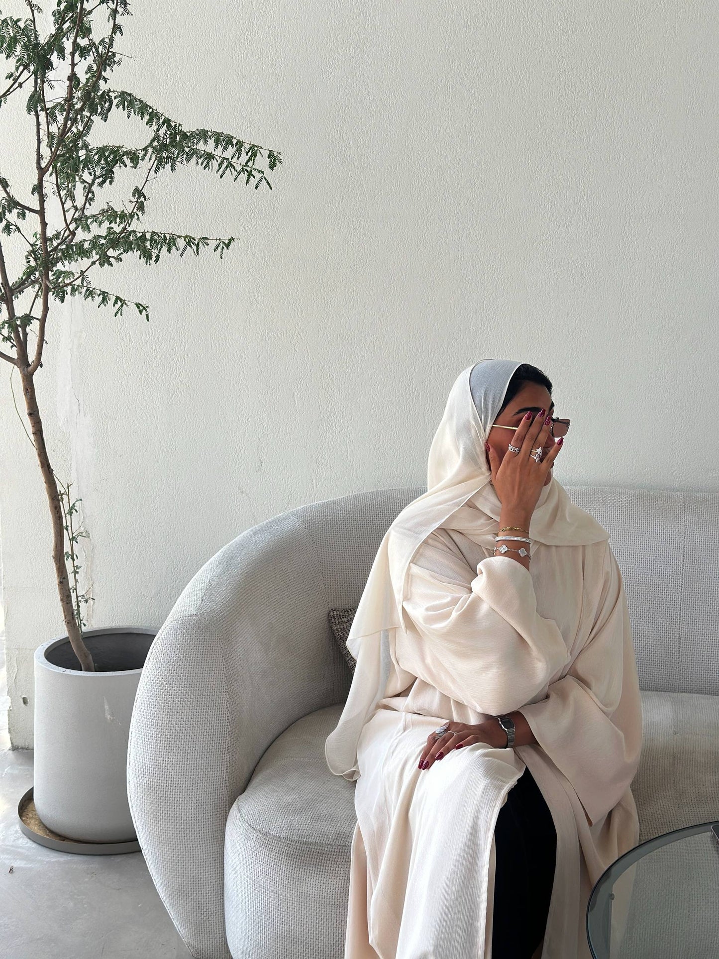 SHINY ABAYA