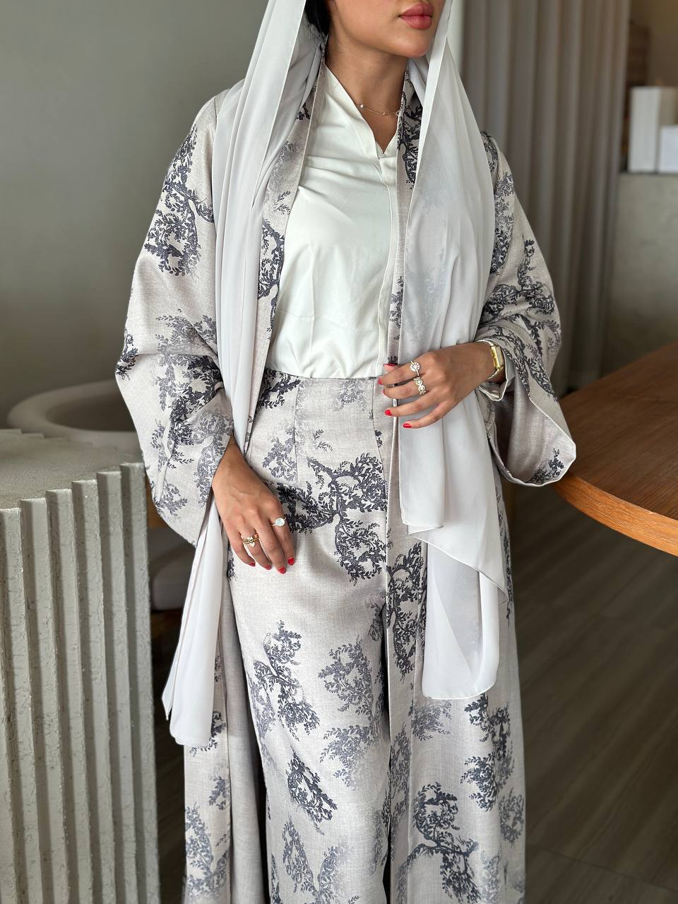 VERSA ABAYA