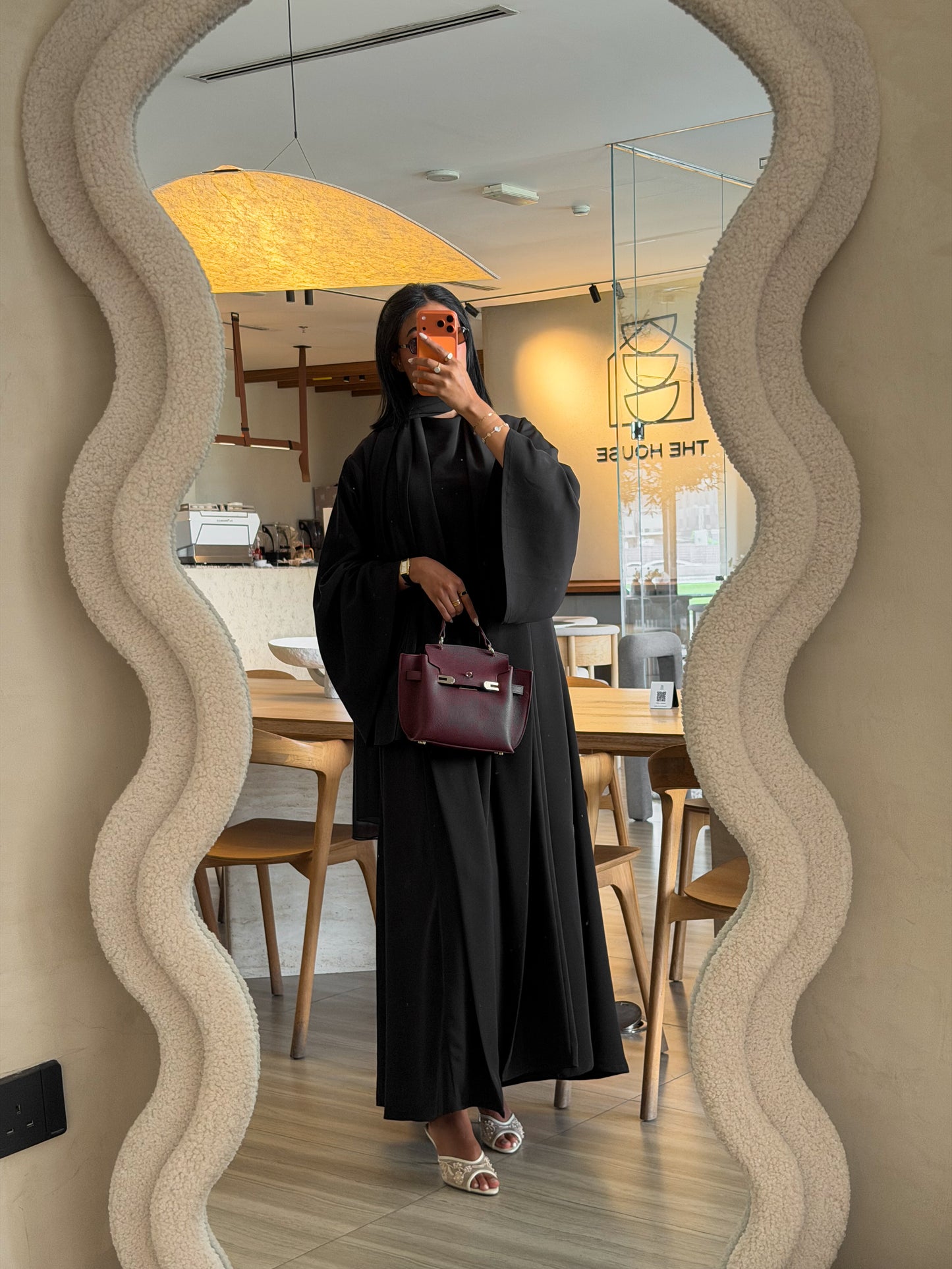 AREEJ ABAYA