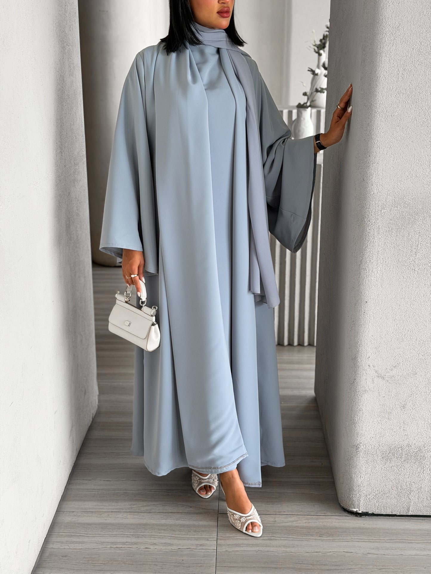 AREEJ ABAYA