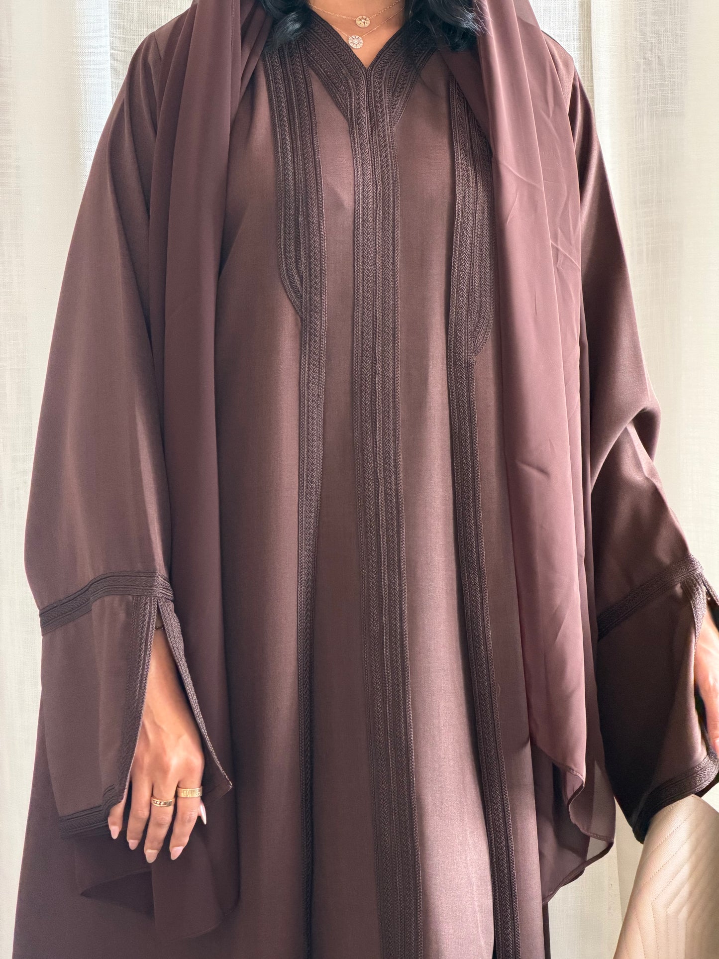 AZRA ABAYA