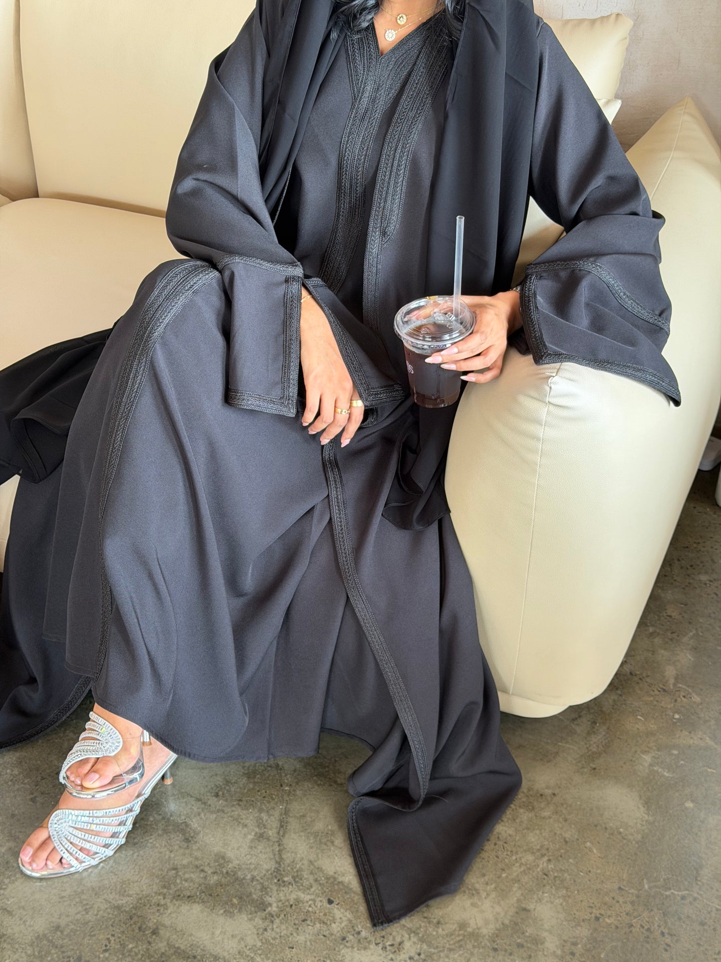 AZRA ABAYA