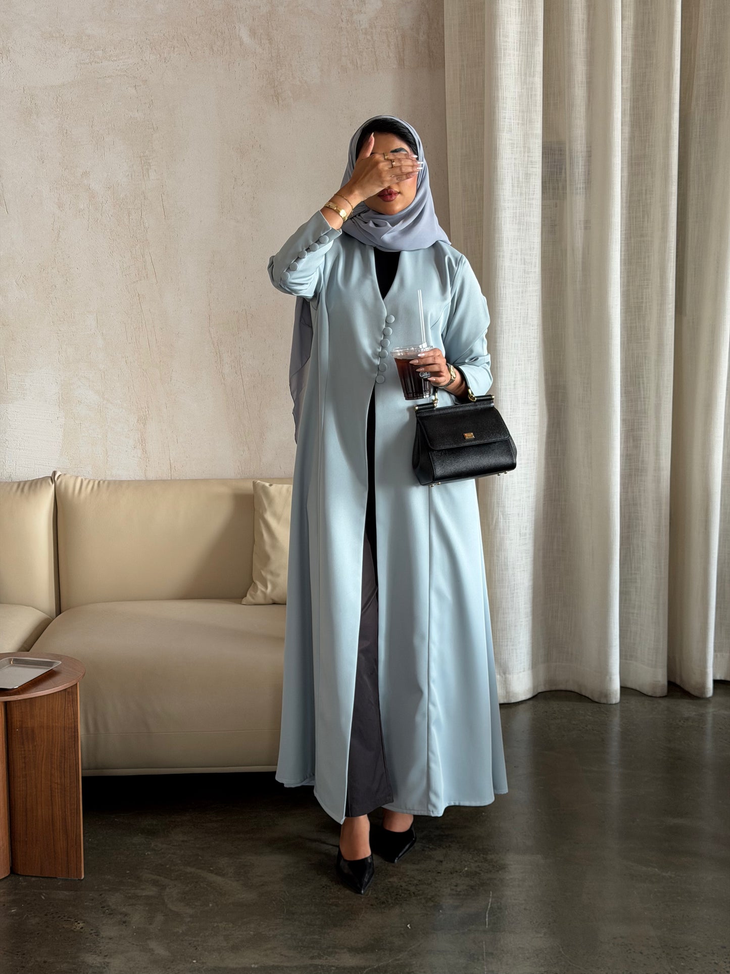 VALI ABAYA