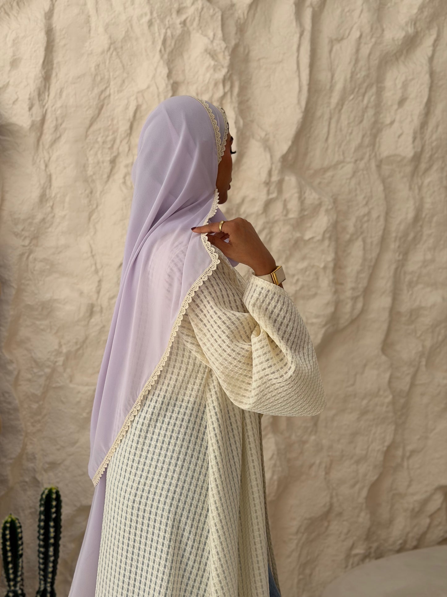 DAISY ABAYA