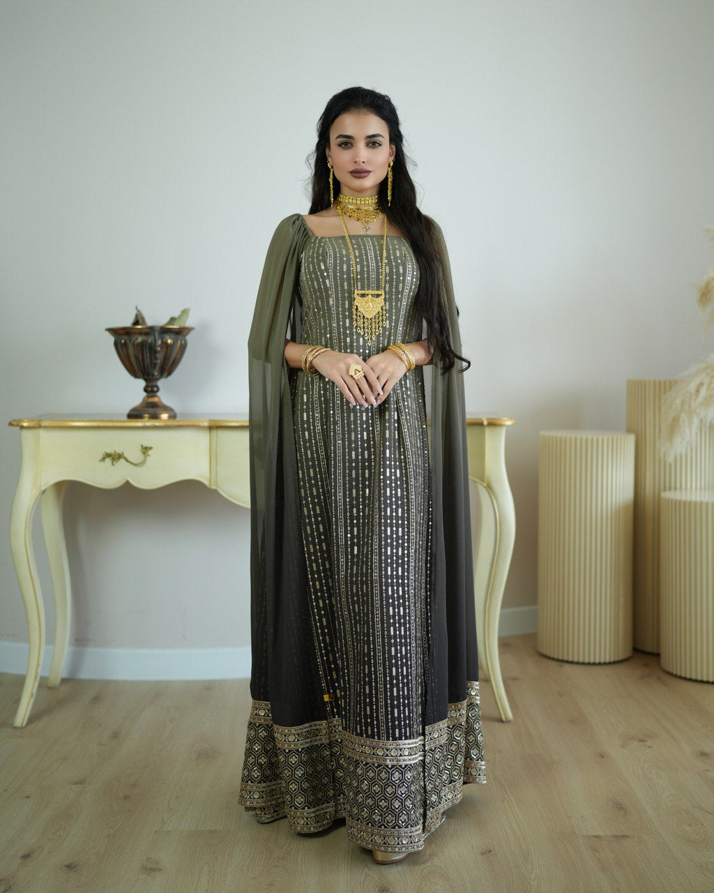 KAREENA DRESS