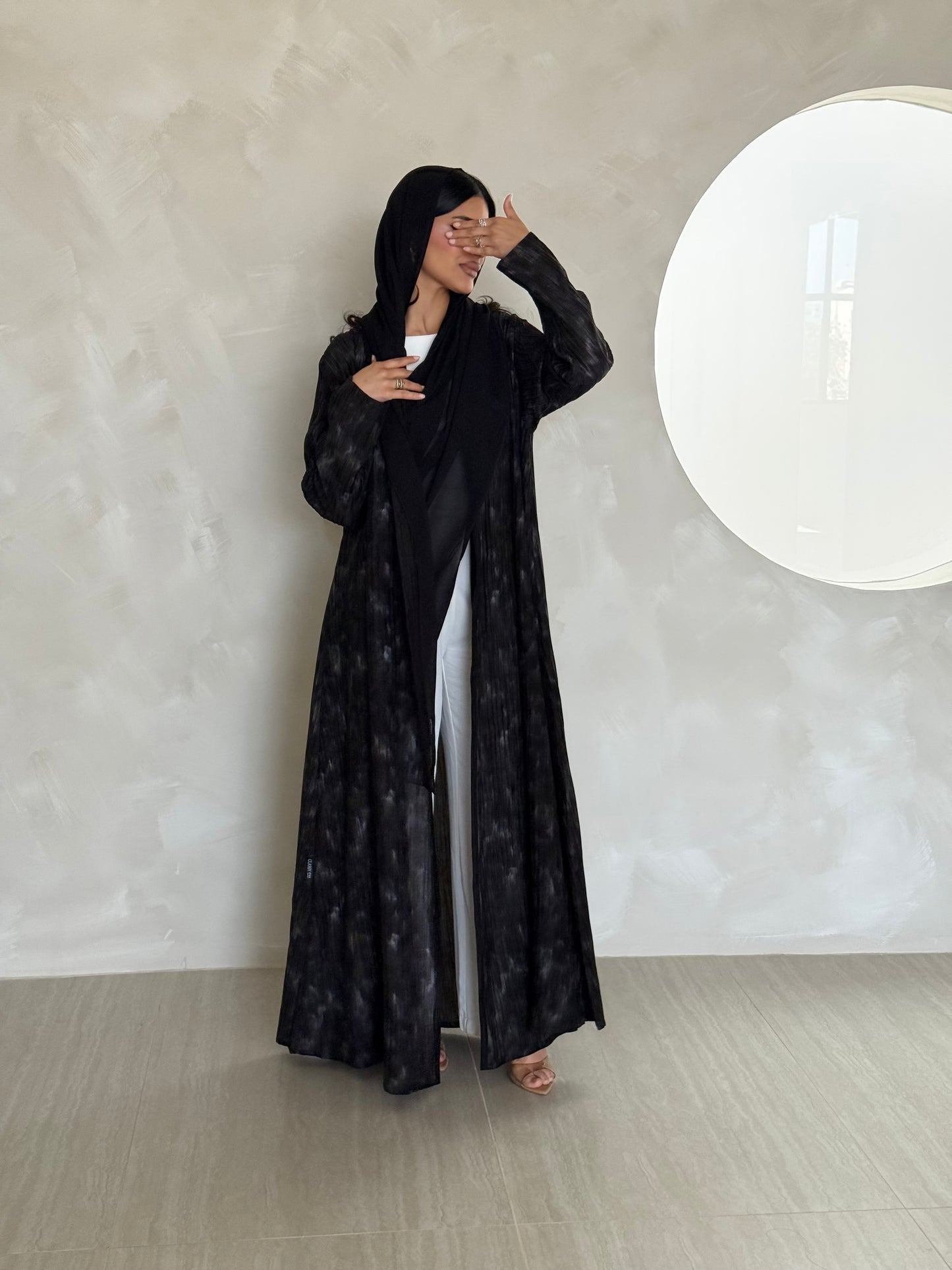 LUMI ABAYA