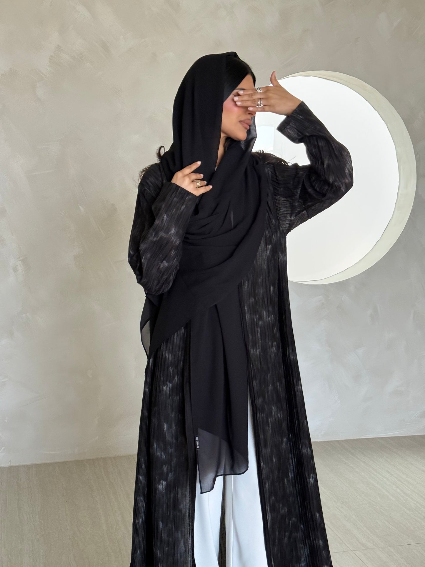LUMI ABAYA