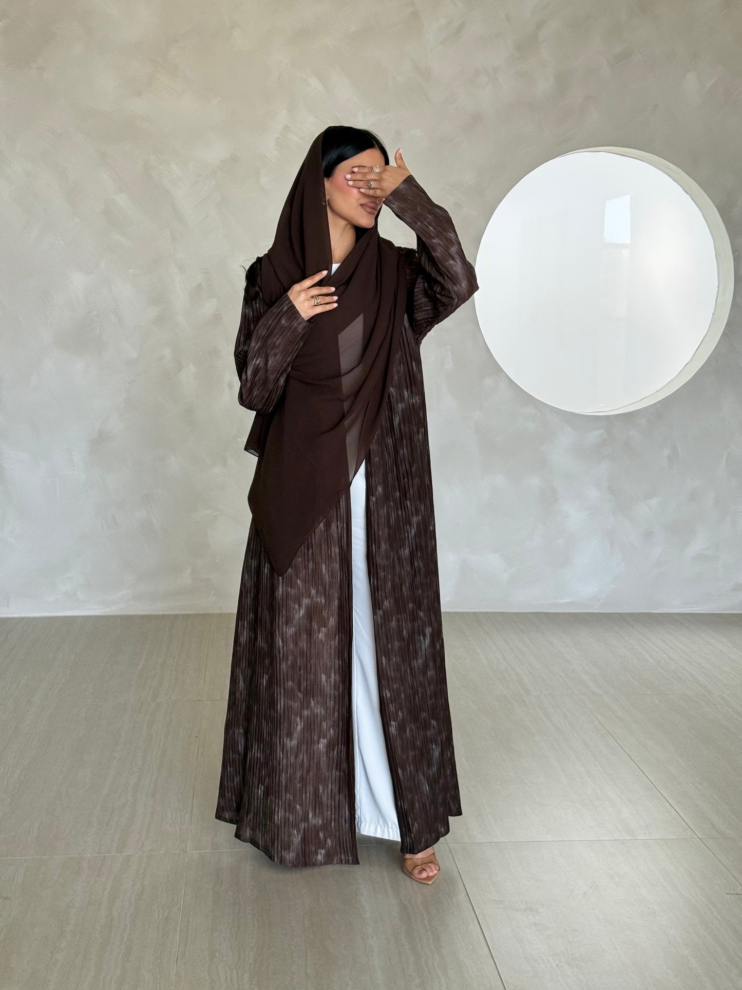 LUMI ABAYA
