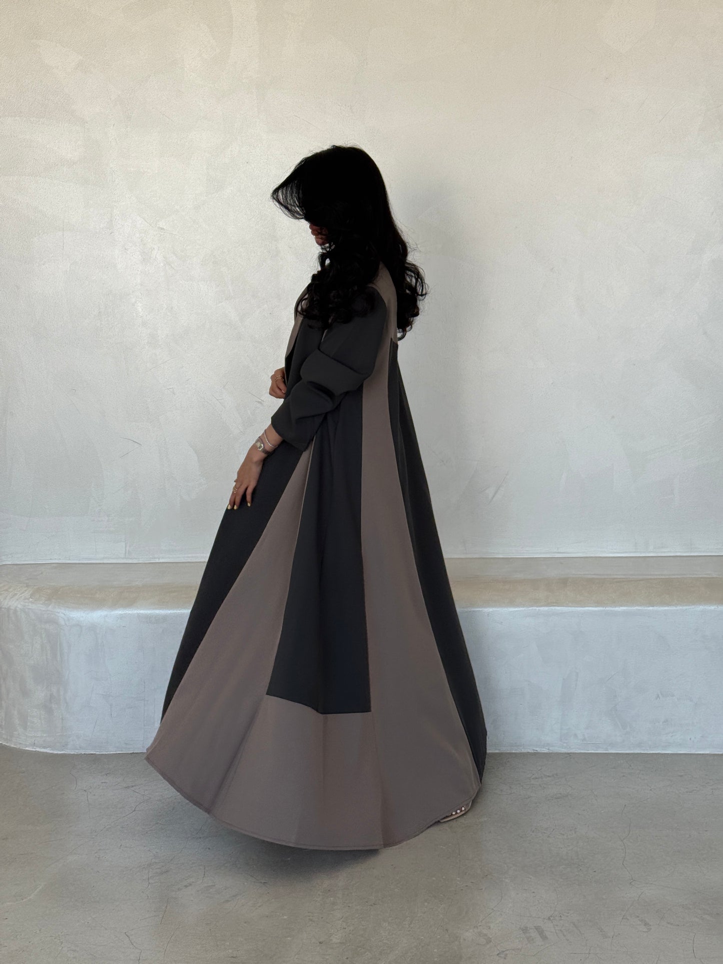 LYVA ABAYA