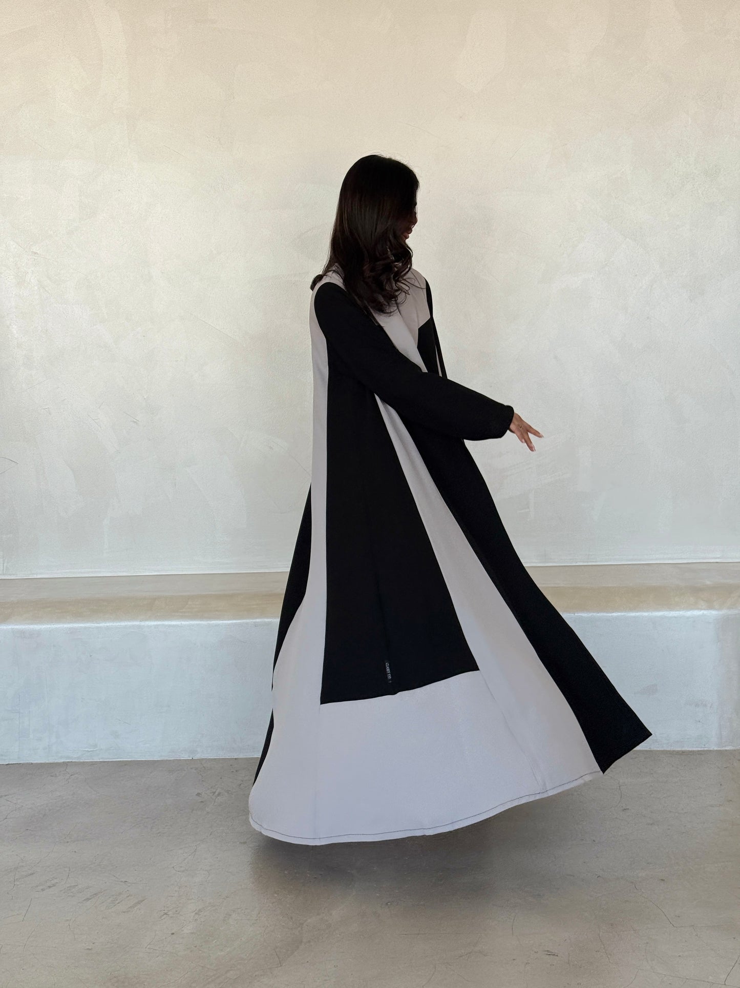 LYVA ABAYA