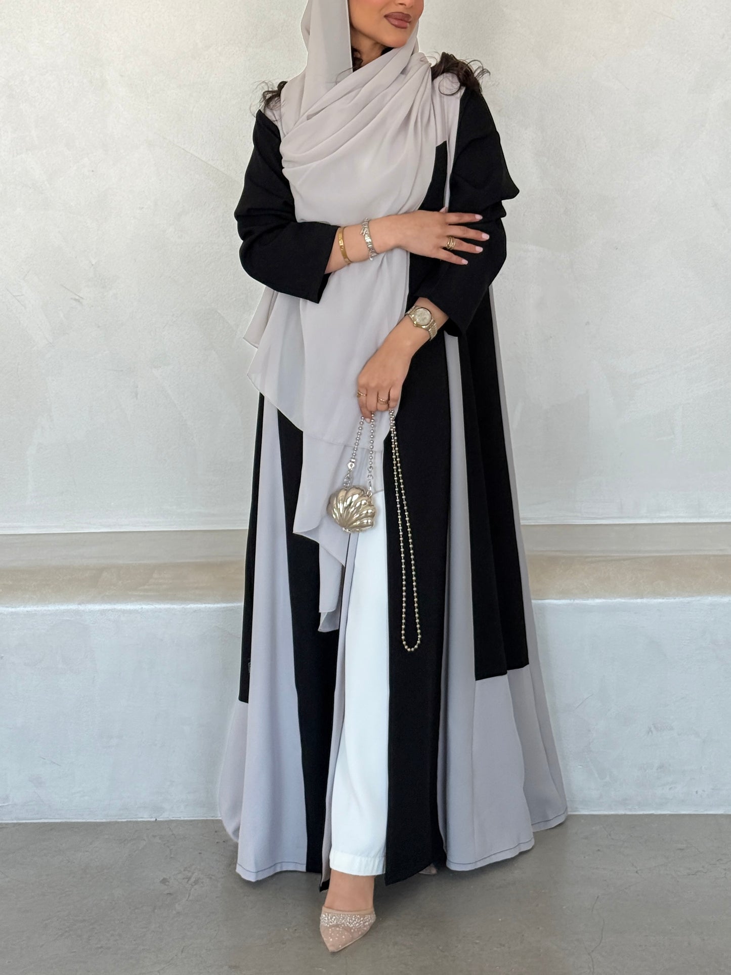 LYVA ABAYA