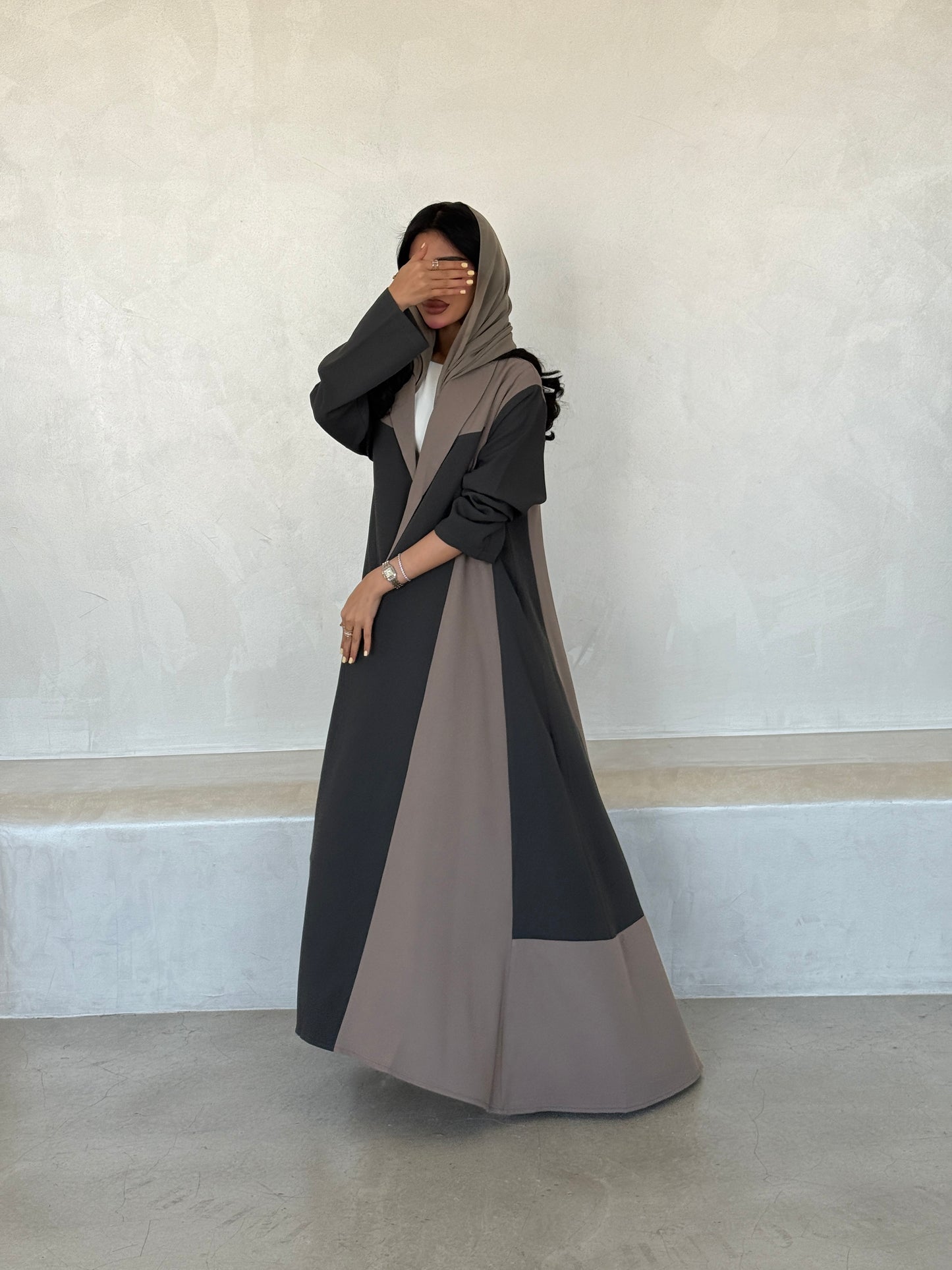 LYVA ABAYA