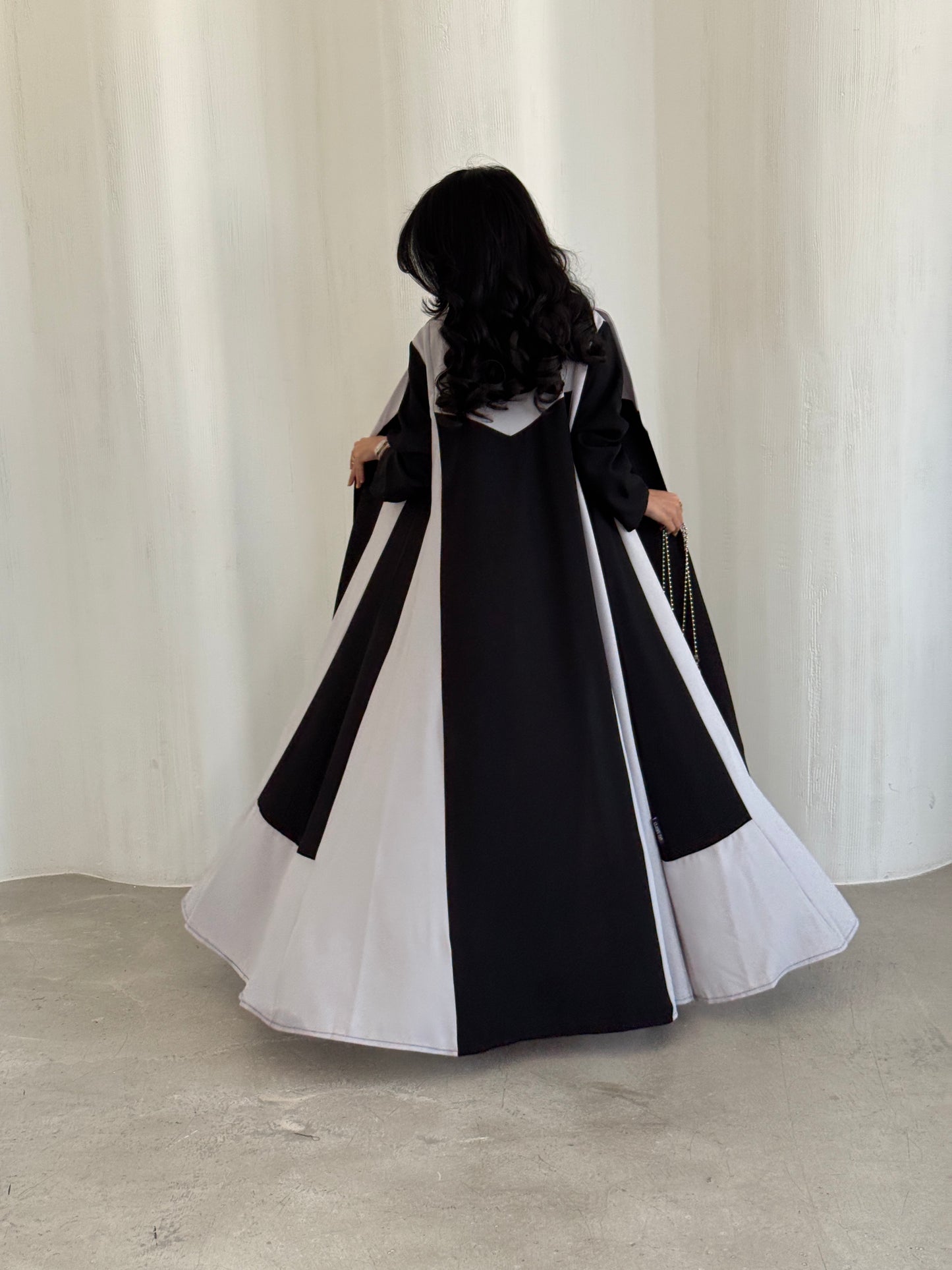 LYVA ABAYA