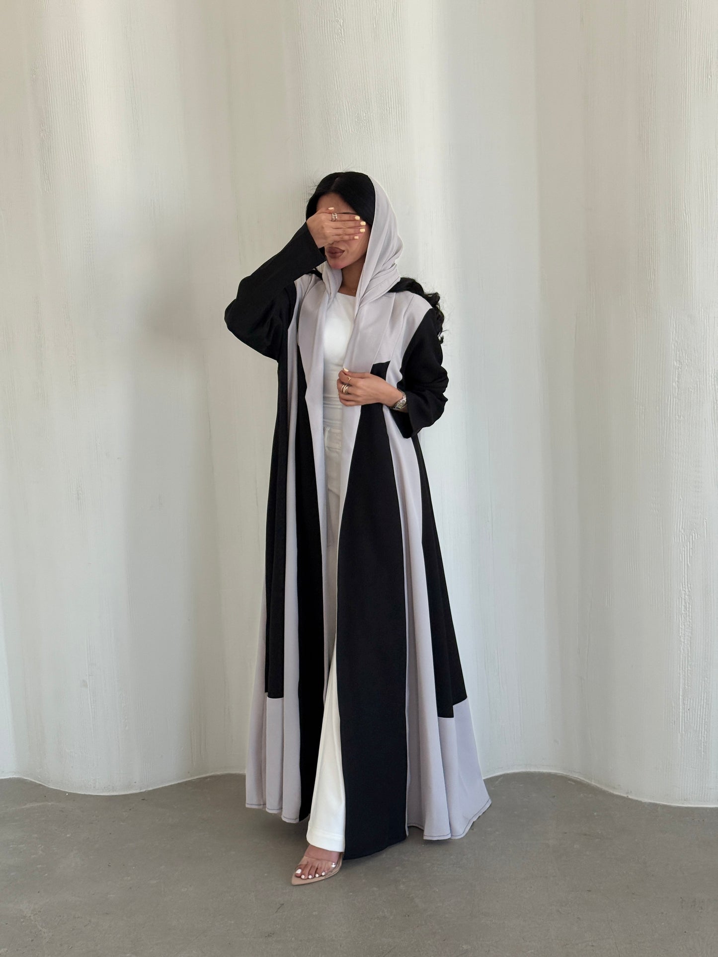 LYVA ABAYA