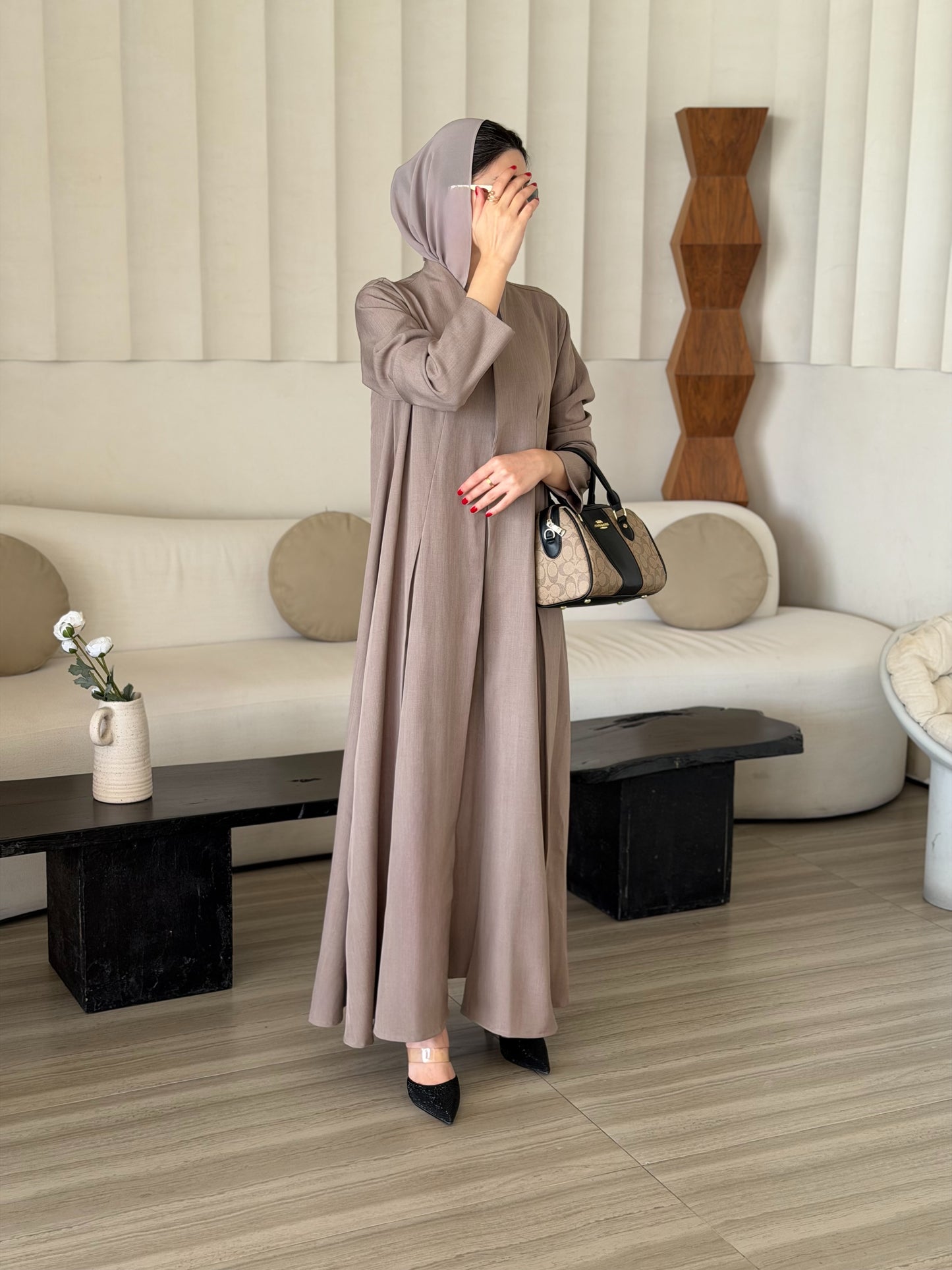 NOUF ABAYA