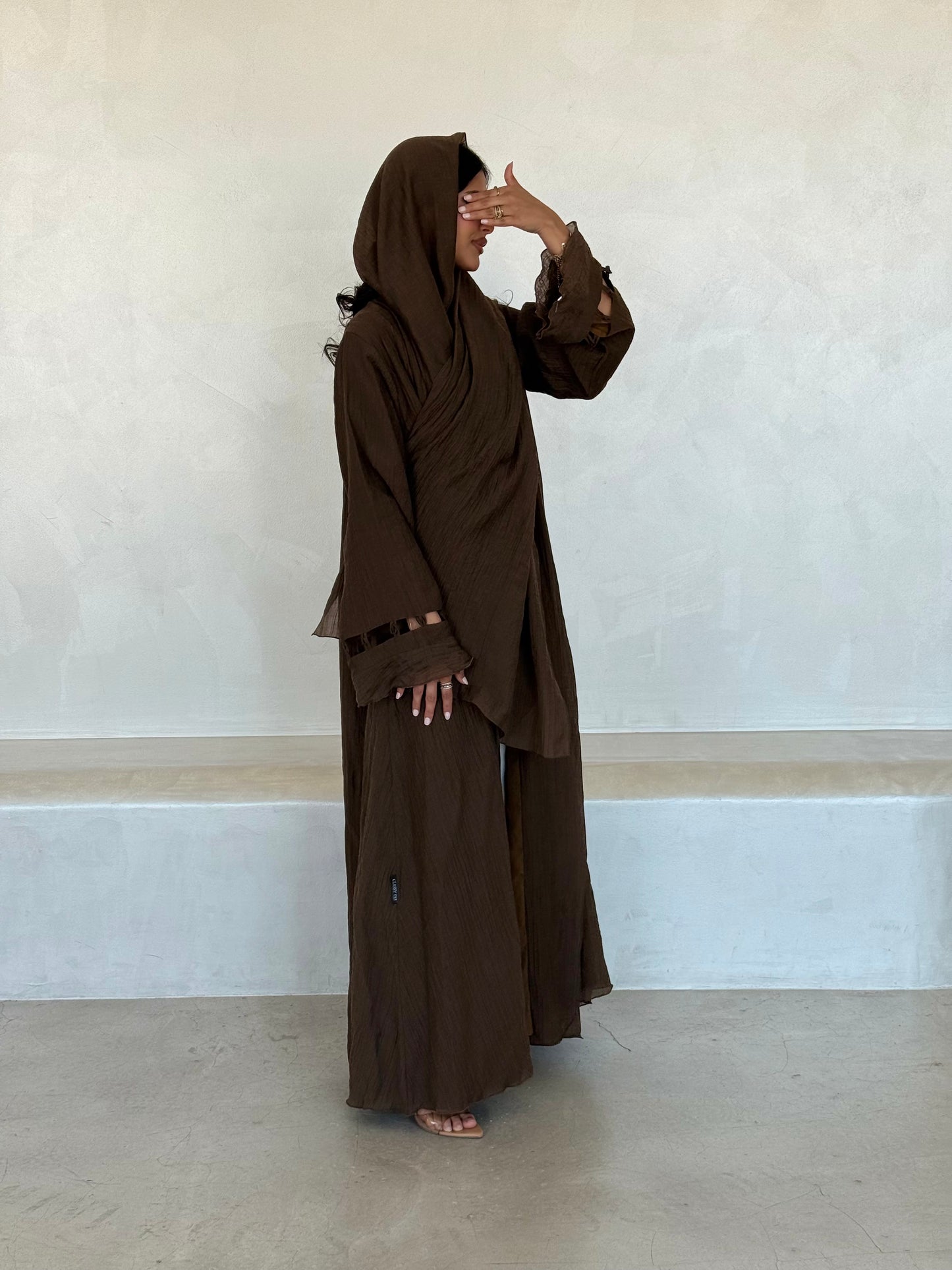 OVIA ABAYA