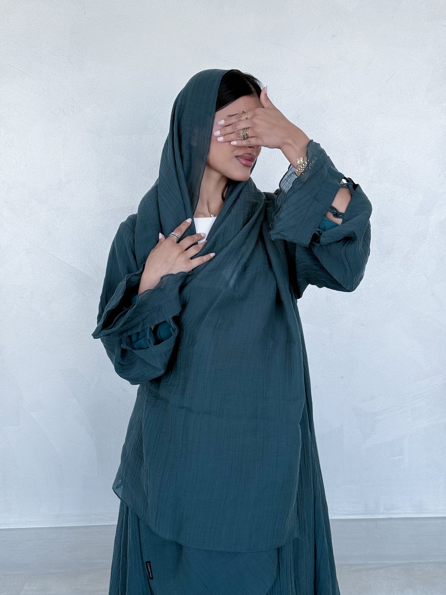 OVIA ABAYA