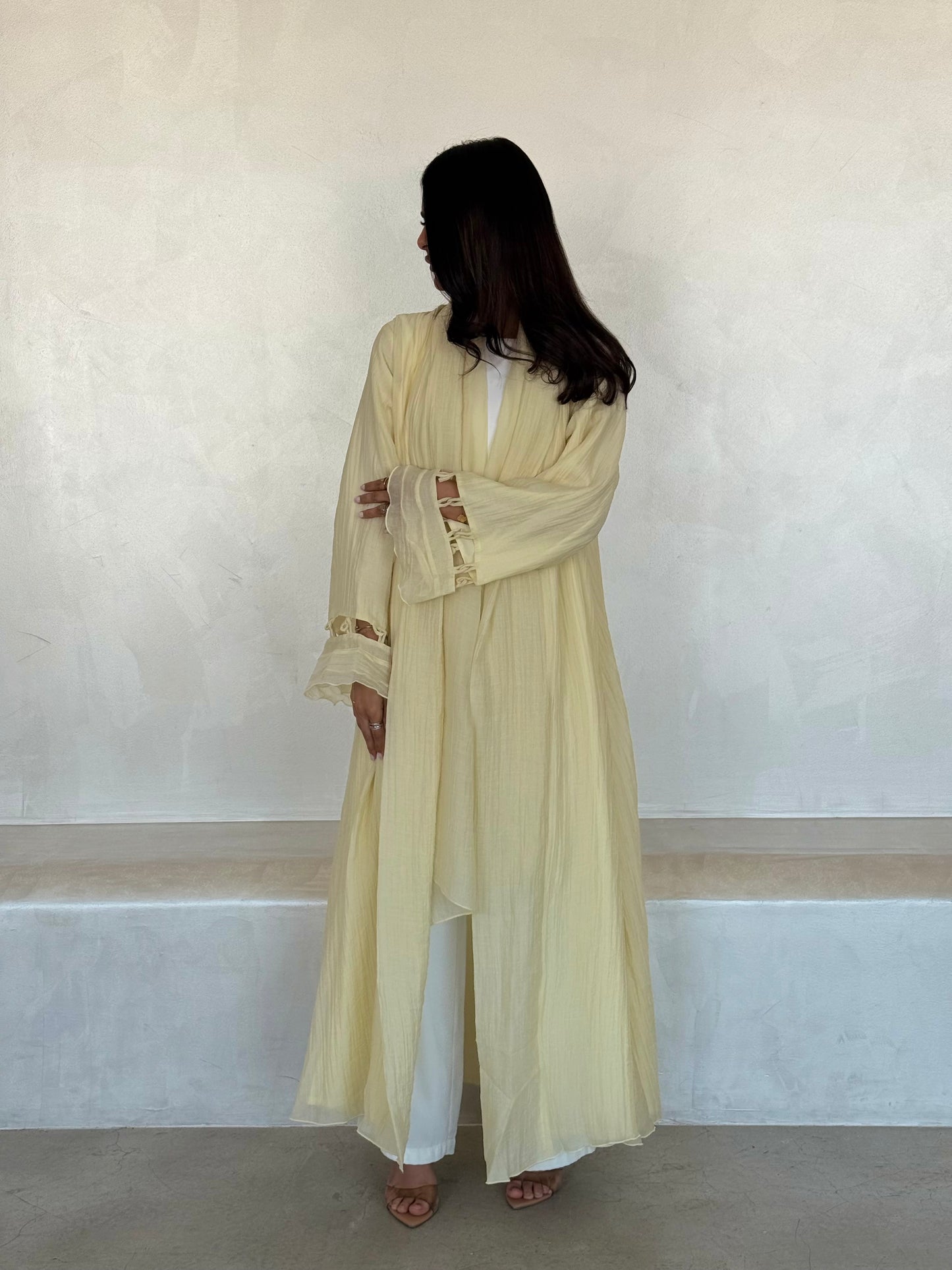 OVIA ABAYA