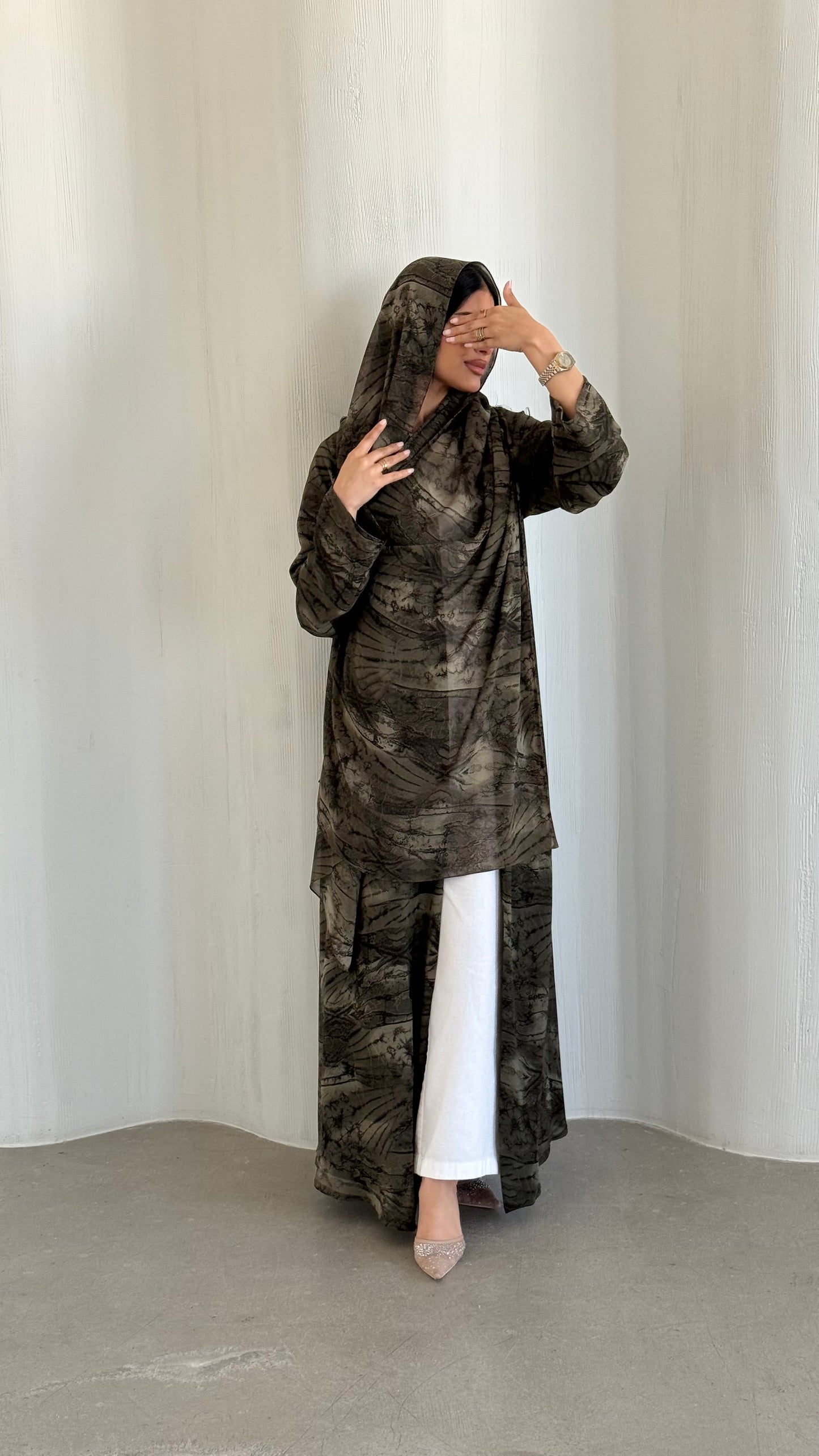 VELISSE ABAYA