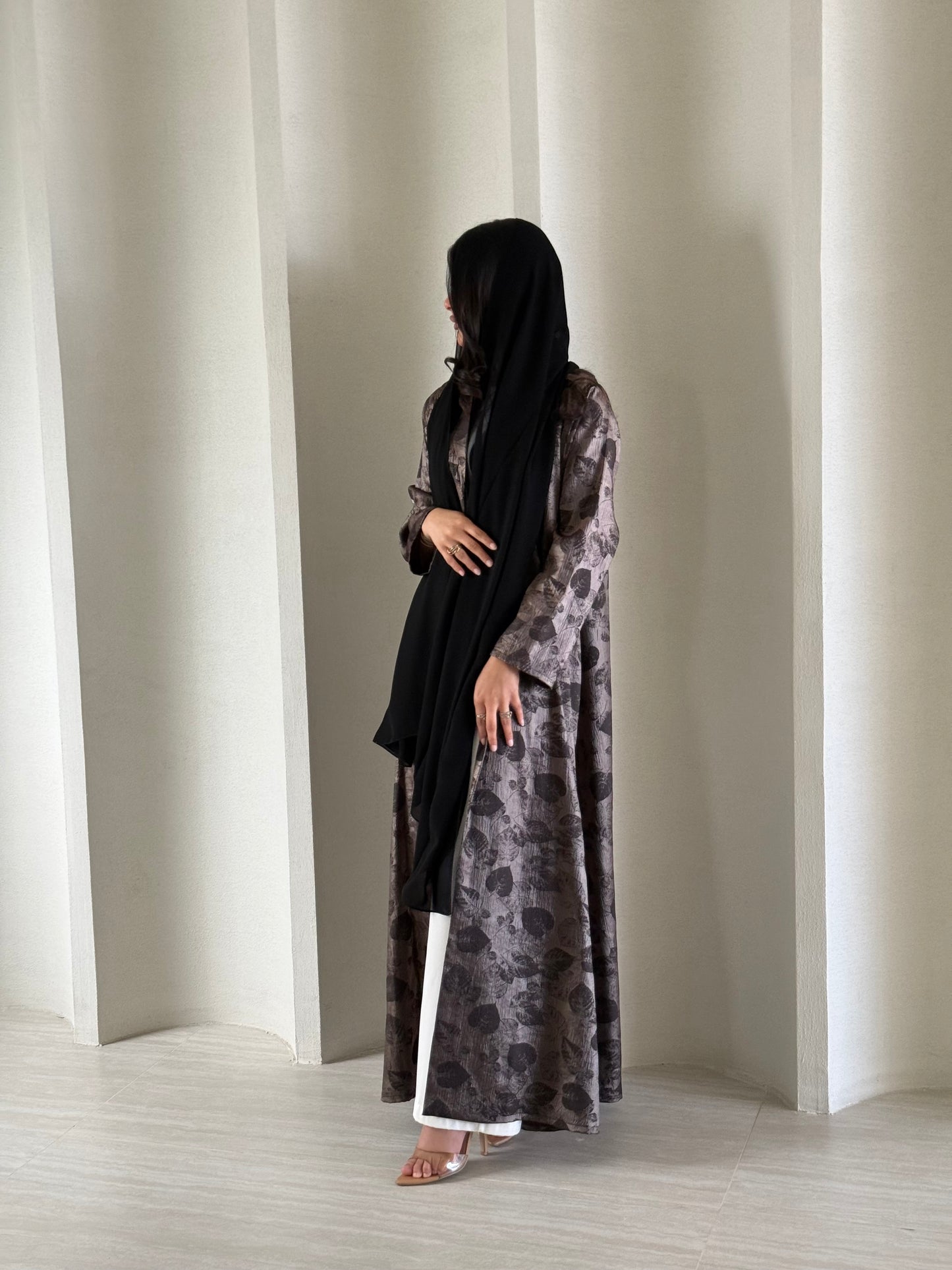 AURA ABAYA