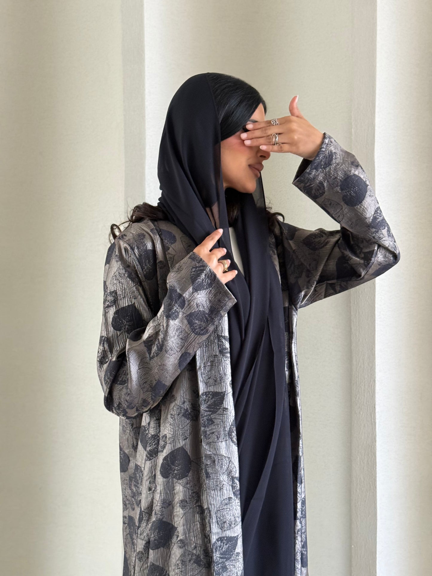 AURA ABAYA