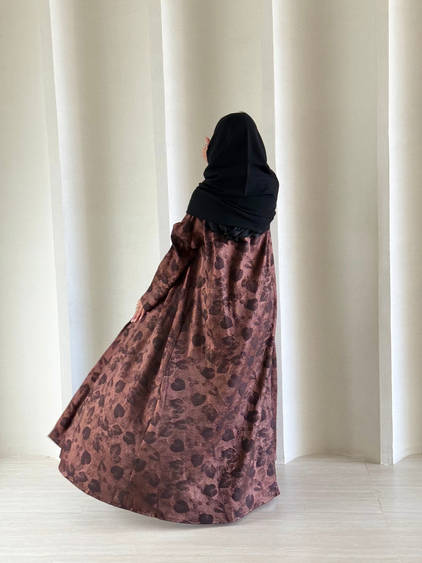 AURA ABAYA