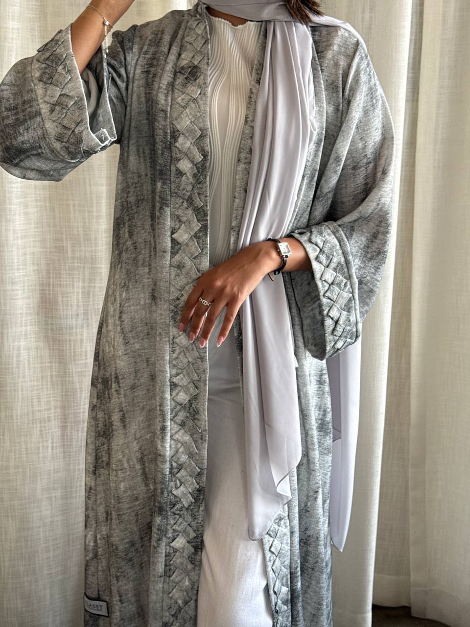 MIST ABAYA