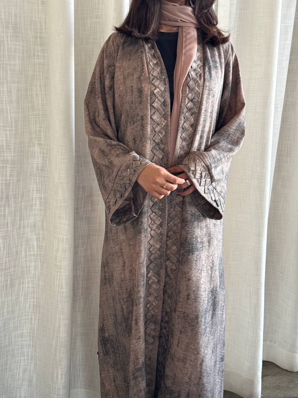 MIST ABAYA