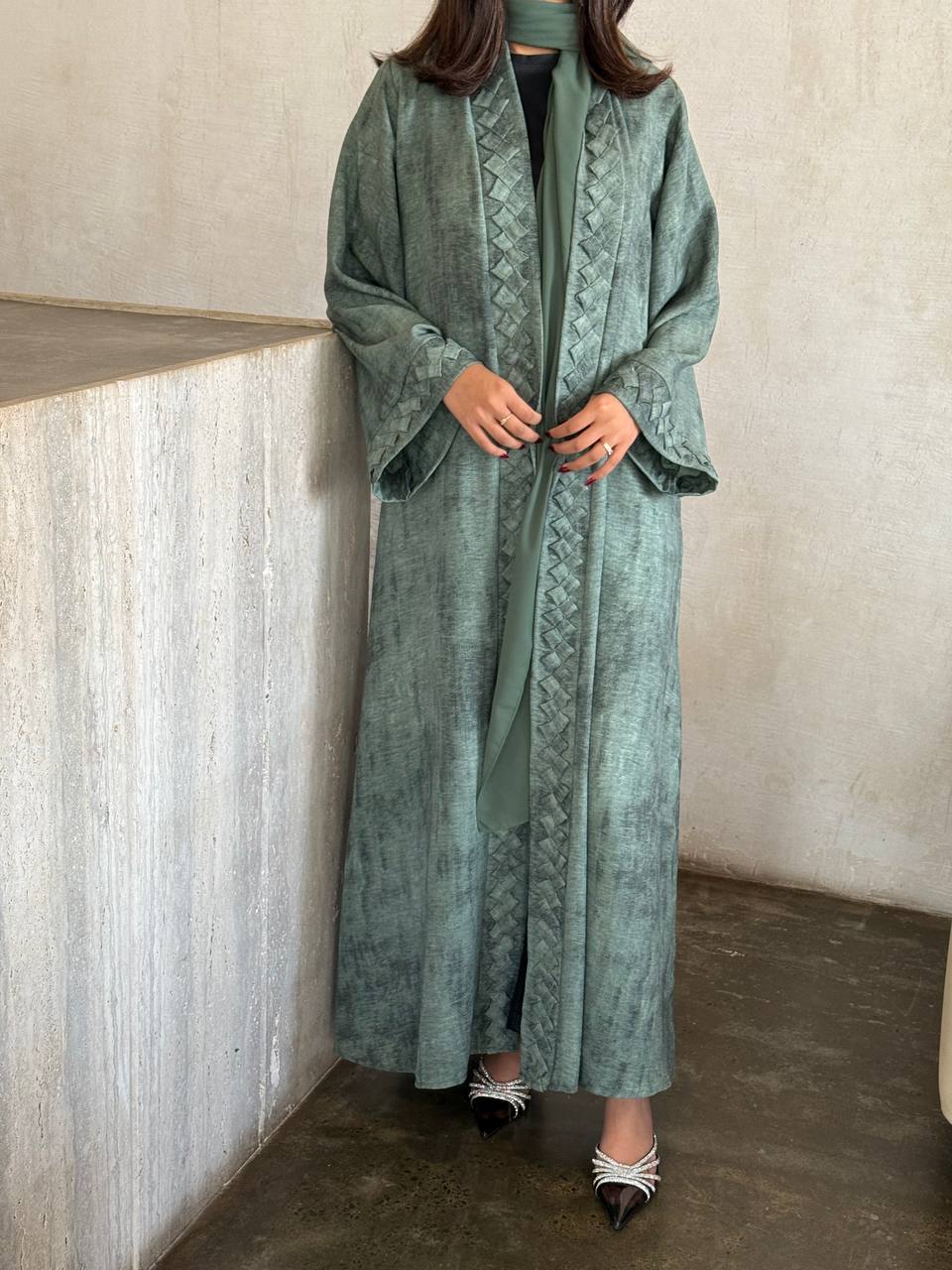 MIST ABAYA