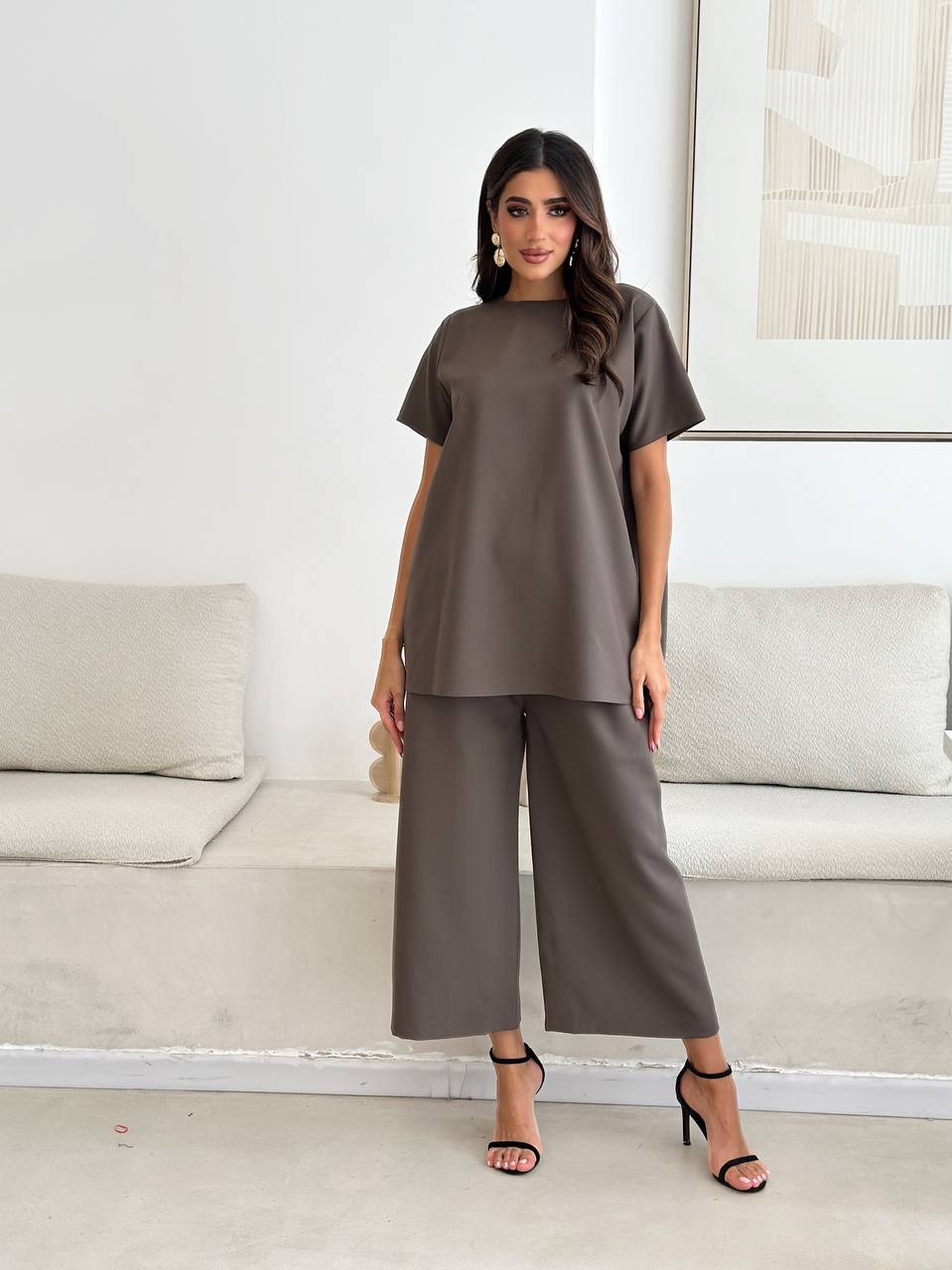 INDEPENDENT ABAYA